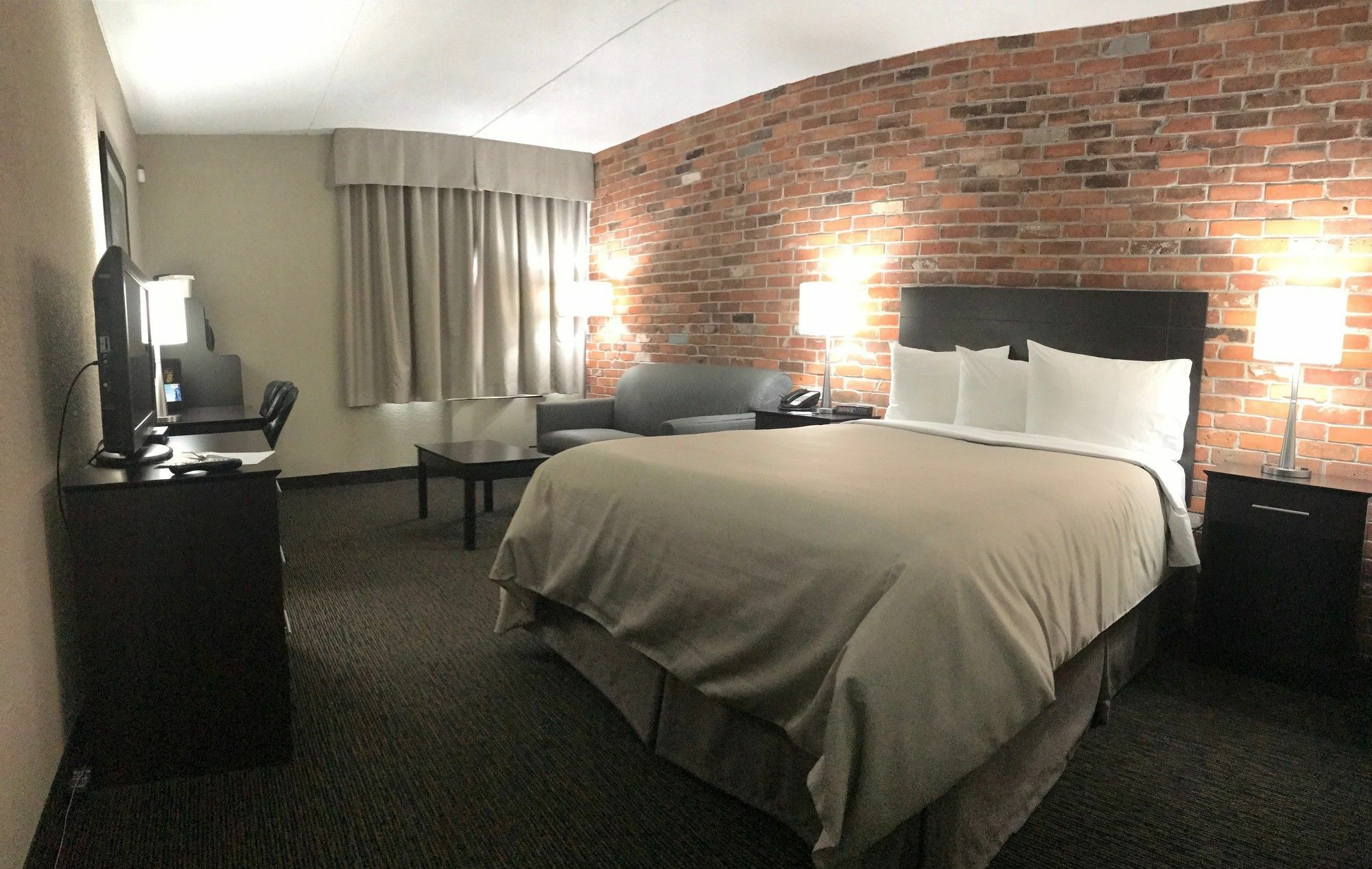Super 8 By Wyndham Timmins On Hotel Luaran gambar